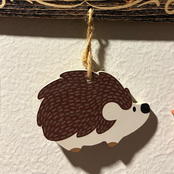 Hello Fall Dangle Sign - Picture 3 of 5